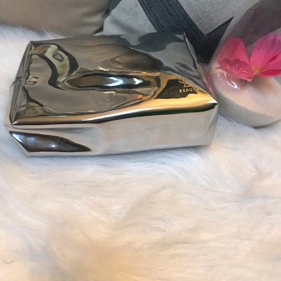YSL Beaute bag/clutch/pouch. Silver mirror tint. - Picture 8 of 8